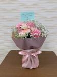 スタンディングブーケ　ピンク「平田花園」（三重県桑名市の花屋）のギャラリー写真